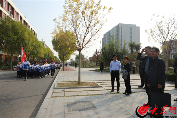 阳信县一中与滨州一中跨区域管理团队交流活动的深度探讨