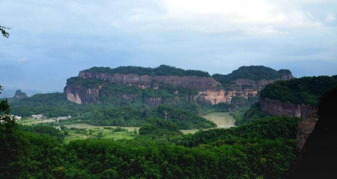 韶关旅游新篇章，丹霞山、云门山与梅关古道全景区免费畅游体验