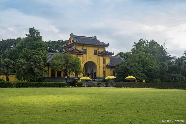 广西师范大学在职研究生培养体系及其深远影响