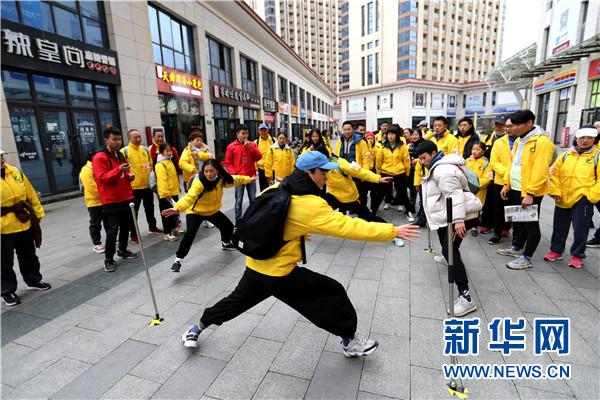 贵阳女生重庆气球生意遭遇滑铁卢